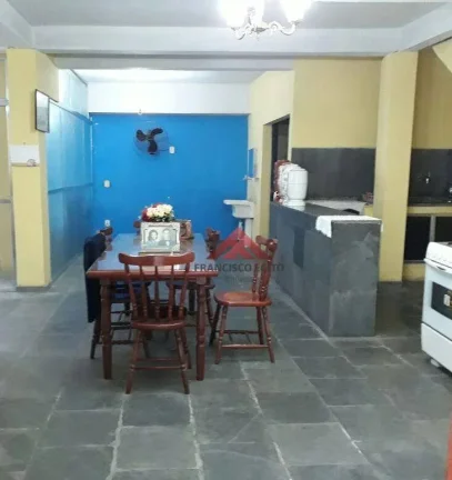 Imagem Casa com 1 dormitório à venda, 112 m² por R$ 220.000,00 - Pacheco - São Gonçalo/RJ