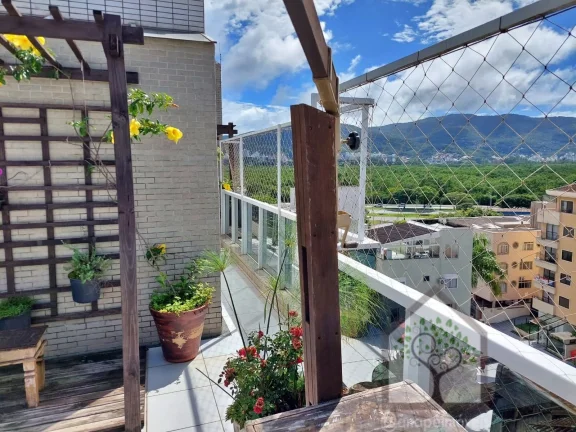 Imagem Cobertura Duplex com 3 Dormitórios e Terraço Privativo na Trindade – Florianópolis