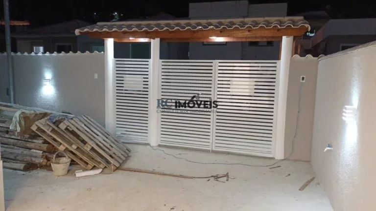 Imagem Casa a Venda no bairro Rio do Ouro - São Gonçalo, RJ