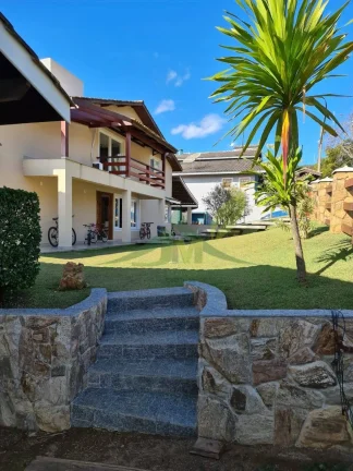 Imagem Linda Casa à Venda em Condomínio Beira Represa Piracaia