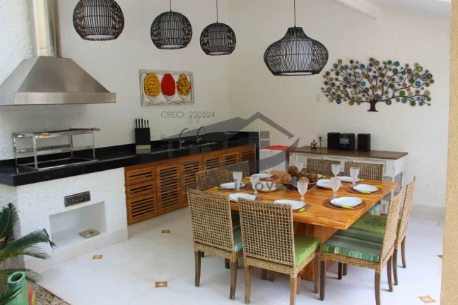 Imagem Casa Avenda Em Condominio de Alto Padrão