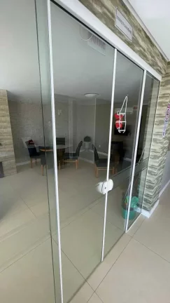 Imagem Amplo apartamento em condomínio fechado 2 dormitórios sendo 1 suíte e 2 vagas - Tabuleiro, Camboriú.