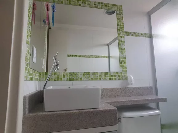 Imagem Apartamento com 2 dormitórios à venda, 60 m² por R$ 255.000 - Vila Eldízia - Santo André/SP