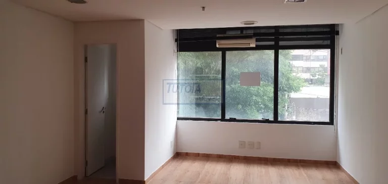 Imagem CONJUNTO COMERCIAL DE 41M² DE ÁREA ÚTIL A VENDA NA VILA CLEMENTINO