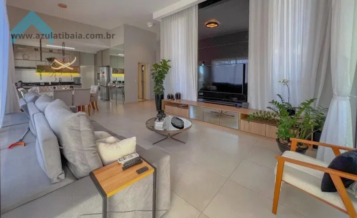 Imagem Casa de Condomínio Semimobiliada em Atibaia  Serra da Estrela