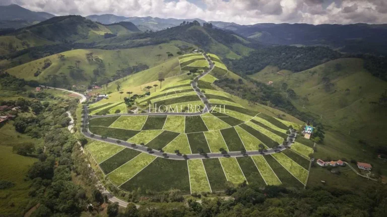 Terreno em Condomínio à venda, 1000m2