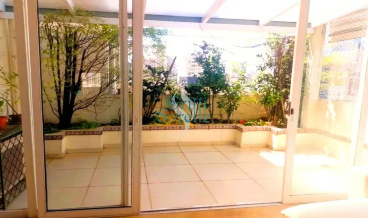 Imagem Cobertura Duplex à Venda em Cerqueira César - São Paulo/SP.