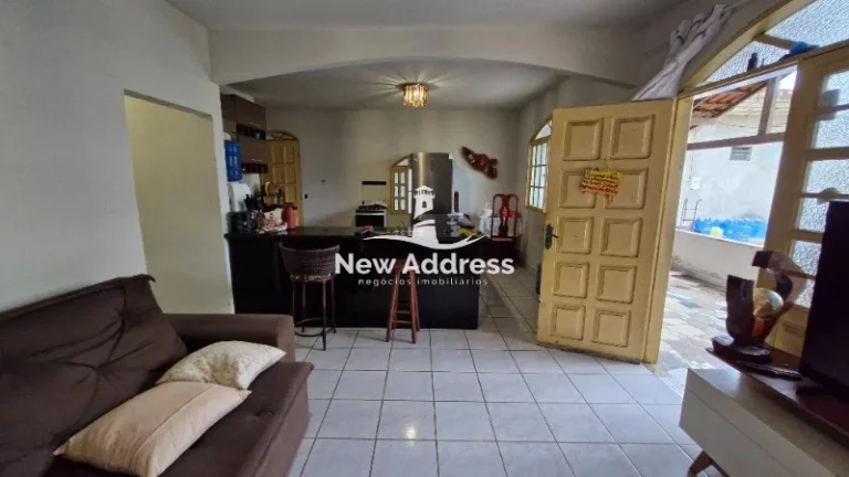 Imagem Casa com 'ponto comercial' em terreno de 300m² à venda em Ponta da Fruta - Vila Velha