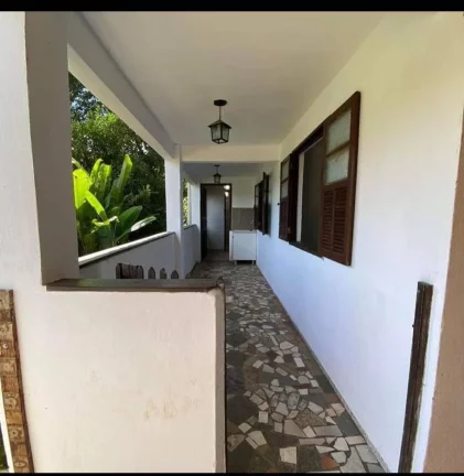 Imagem Vendo esta linda casa muito próximo ao centrinho de lumiar. Nova Friburgo