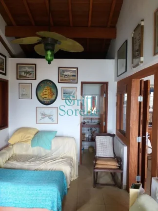Imagem Casa Alto Padrão À Venda, Condominio Fechado na Praia das Toninhas - Ubatuba/SP.