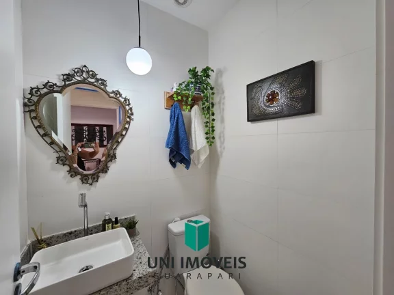 Imagem Vendo apto 2 suítes, tendo 80m² de área lateral, prédio novo com elevador, na Praia do Morro !