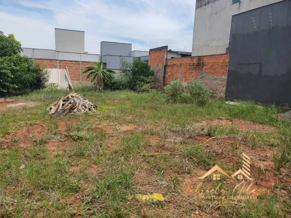Imagem Terreno de esquina com 410 metros no Residencial do Bosque