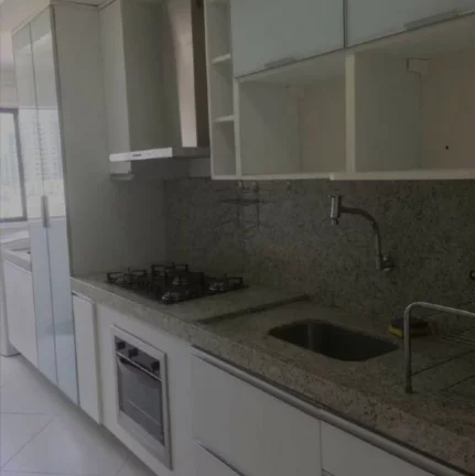 Imagem Apartamento à venda no Cond. Victoria Garden - 2/4 com suíte, área de lazer e vaga de garagem.