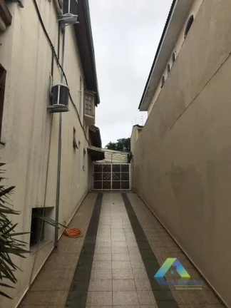 Imagem Otima casa com alto Padrão toda reformada com ótima localização.