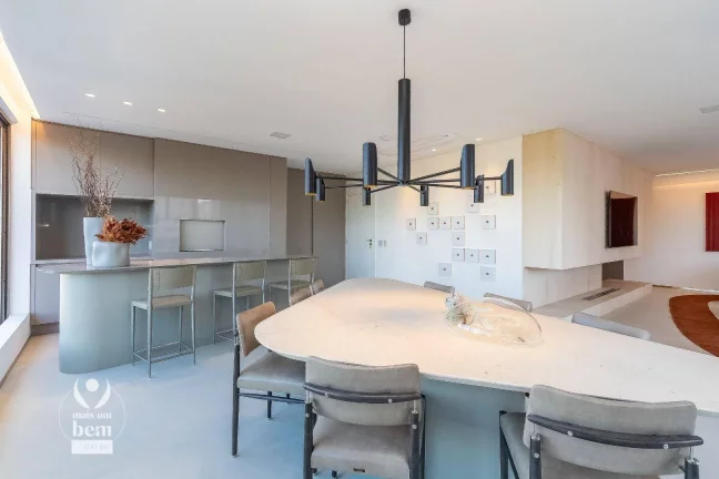 Imagem 1 apartamento por andar de 265m², 3 suítes, 2 lavabos, com 4 vagas de garagem à venda, por R$ 5.400.000 - Juvevê