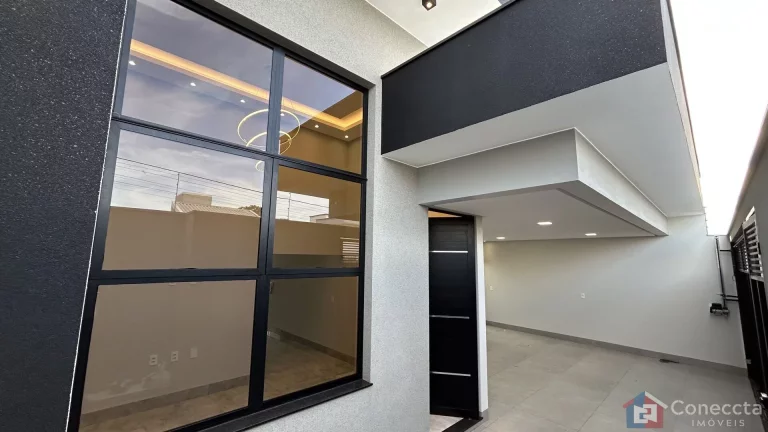 Casa à Venda em Patos de Minas - 3 Quartos, Suíte com Closet e Área Gourmet