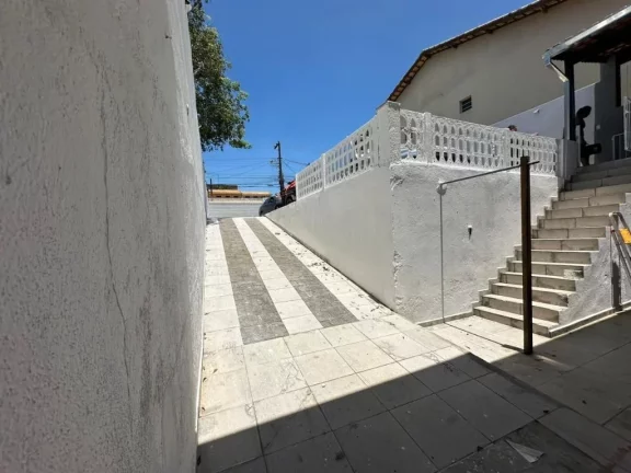Imagem Sobrado com 3 dormitórios à venda, 236 m² por R$ 750.000,00 - Cidade Edson - Suzano/SP