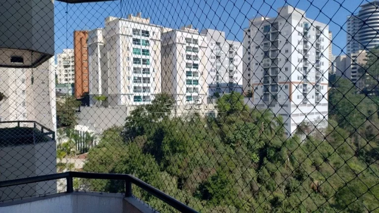 Imagem Excelente Apartamento na Vila Andrade medindo 118m² distribuídos em 03 Dormitórios sendo uma suí...