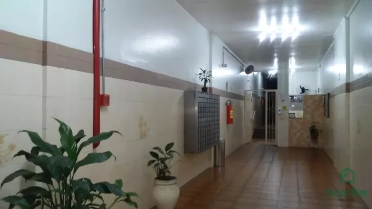 Imagem Vendo Apto de frente 3 dormitórios no Bairro Centro Histórico Porto Alegre/RS. - AP1908