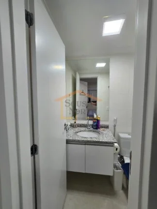 Imagem Apartamento de 3 dormitórios, sendo 1 suíte, com 62 m² de área útil e 1 vaga de garagem. O imó...