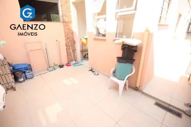 Imagem Sobrado à Venda na Vila Ayrosa Osasco
