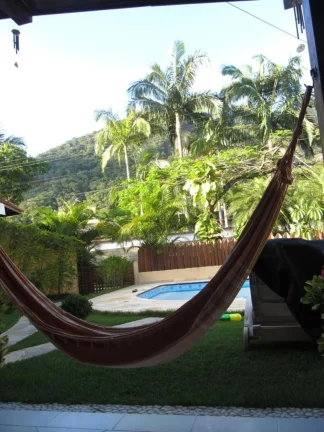 Imagem Casa em condomínio a venda na praia do Lazaro em Ubatuba!