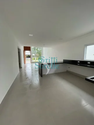 Imagem Casa/Sobrado à Venda Condomínio Fechado em Horto Florestal - Ubatuba/SP