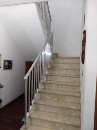 Imagem Casa com 3 dormitórios à venda, 234 m² - Moema - São Paulo/SP