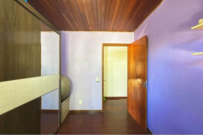 Imagem Casa para venda no bairro Vila Nova em Porto Alegre