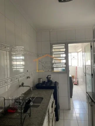 Imagem Apartamento 63m², 3 dormitórios, armários, sala 2 ambientes, cozinha, banheiro, 2 vagas de garage...