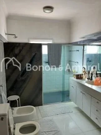 Imagem Casa à venda no Alphaville.
Metragem 790m2 de área construída e 1330m2 de terreno.
Casa muito bem...