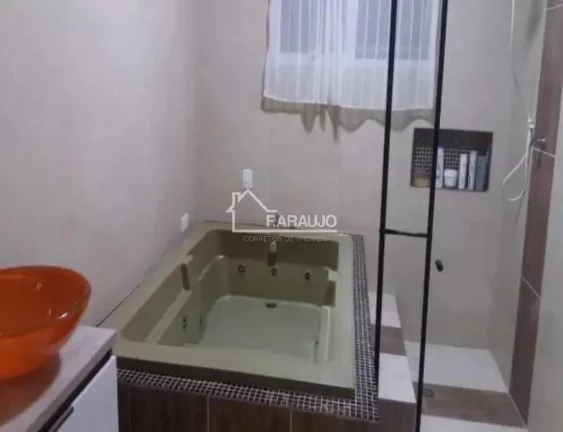 Imagem Casa à venda em Sorocaba-SP! 3 quartos, 1 suite, 3 vagas!