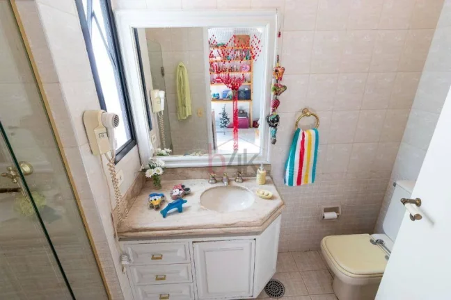 Imagem Apartamento com 4 dormitórios e 3 vagas à venda no Campo Belo