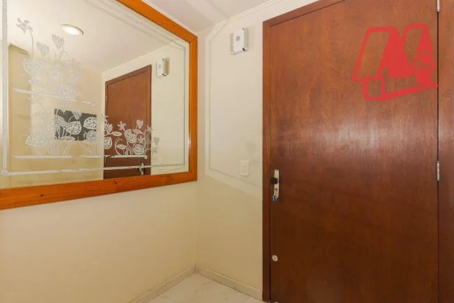 Imagem No Moinhos de Vento, 139 m², 2 vagas e infraestrutura.