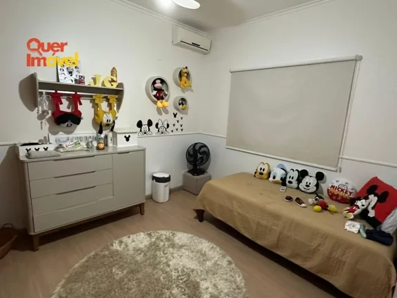 Imagem Imperdível oportunidade: Casa à venda em Cravinhos-SP, Jardim Acácias. 3 quartos, 1 suíte, 2 salas, 3 banheiros, 2 vagas, 179m².