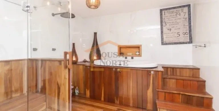 Imagem Casa térrea, 149m², 2 dormitórios, sendo 2 suítes (ambas com hidromassagem), sala ampla e ilumin...