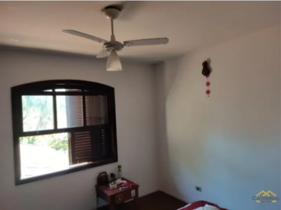 Imagem Chácara à venda com 05 Quartos (suítes) no Pau Arcado - Campo Limpo Paulista/SP
