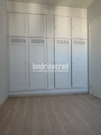 Imagem Oportunidade no Lafayette: apto com 2 quartos, vista livre, cozinha com armários, piscina, churrasqueira e fácil acesso às Av. Maringá e Tiradentes.