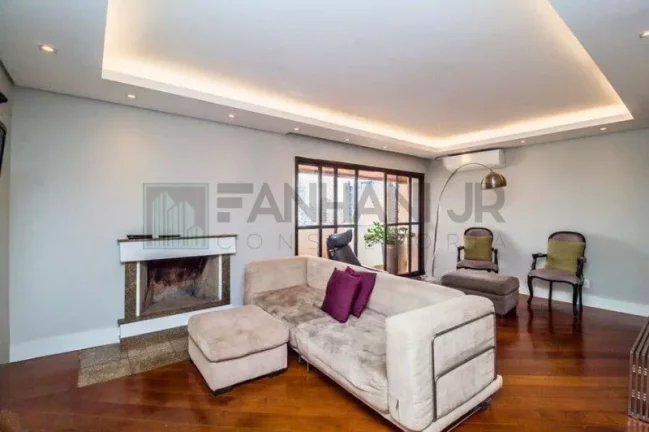 Imagem Cobertura com piscina à venda em Moema, São Paulo-SP: 4 quartos, 4 suítes, 4 salas, 6 banheiros, 3 vagas, 320m². Venha conferir!