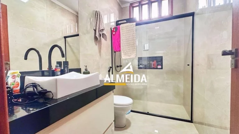 Imagem Casa com 3 dormitórios à venda, 189 m² por R$ 790.000,00 - Jardim América - Rio Claro/SP