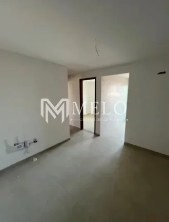 TAMANDARÉ - Apto com 2qts, 1suite, 1vaga, 49m²