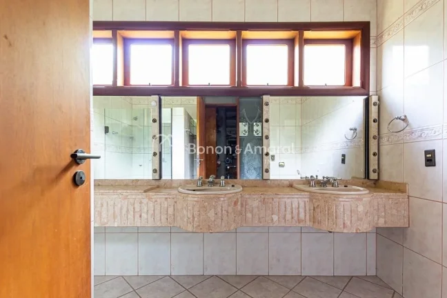 Imagem Venda , casa em condomínio , Gramado em Campinas !!
Casa no condomínio Alto da Nova Campinas , com...