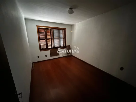 Imagem Uma casa na localização perfeita para você!