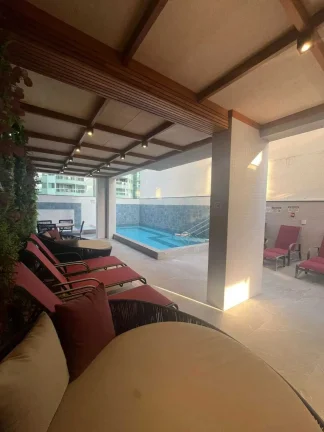 Imagem Apartamento alto padrão com 3 suítes e 3 vagas de garagem - Meia Praia | Itapema/SC
