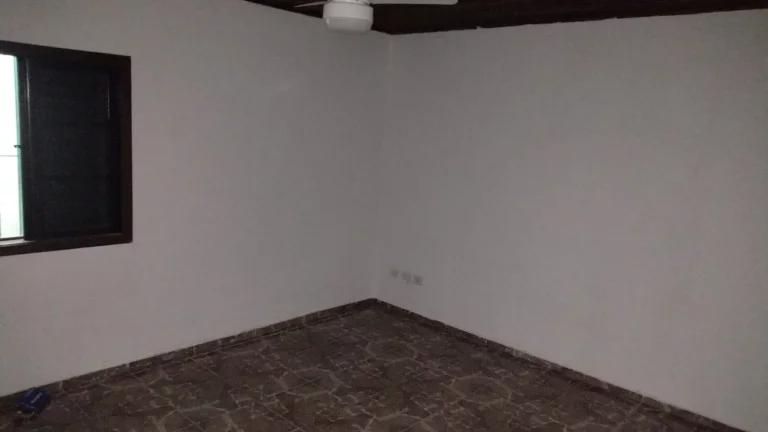 Imagem CASA PARA VENDA E/OU LOCAÇÃO NO BAIRRO INDAIÁ - CARAGUATATUBA