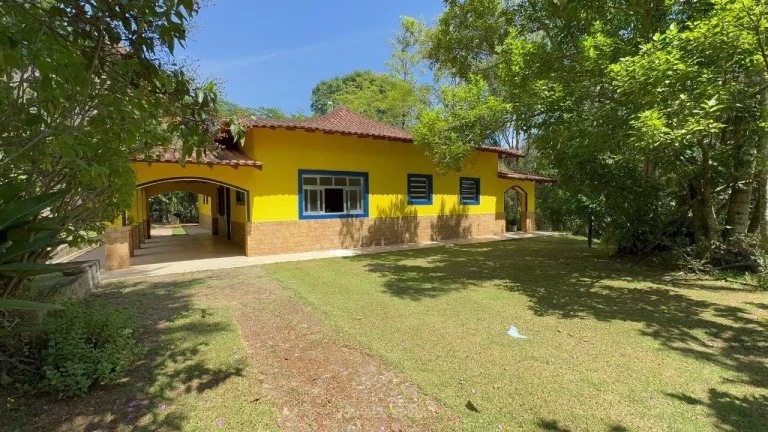 Imagem Sítio com cachoeira à venda no bairro do Portão em Atibaia – 16.800 m²