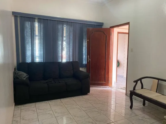 Imagem Sobrado com 236 m² 2 Dormitorios sendo 1 Suite e com Edicula