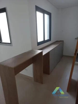 Imagem SANTO ANDRÉ Cobertura 84M², 2 dormitórios, 1 vaga com ótima localização e valor!!!