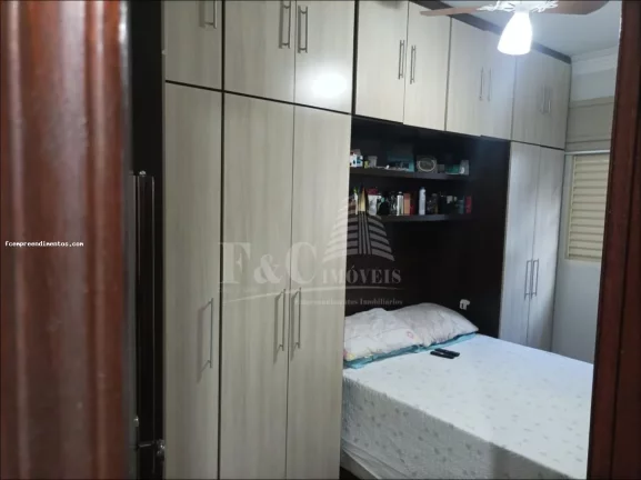 Imagem Casa para Venda em Limeira, Jardim Ipanema, 2 dormitórios, 1 banheiro, 3 vagas