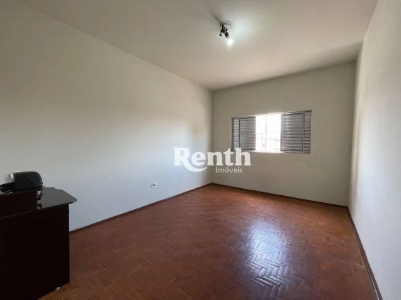Imagem Sobrado com 2 dormitórios à venda, 148 m² por R$ 460.000,00 - Saúde - Rio Claro/SP